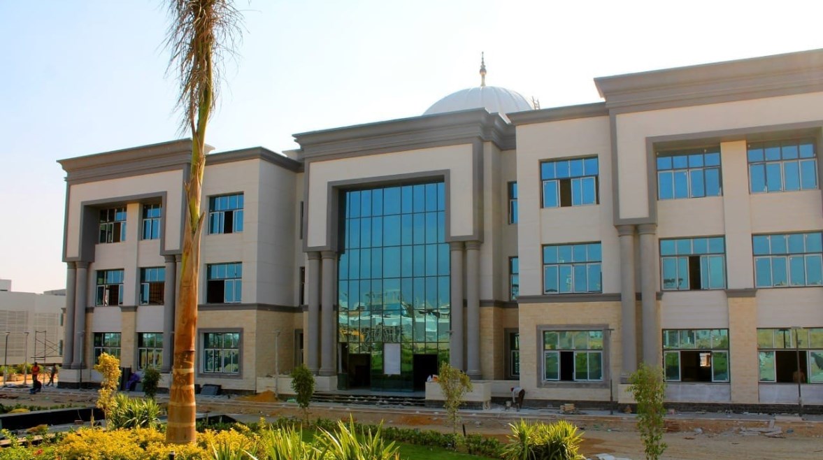 جامعة بنها الاهلية2